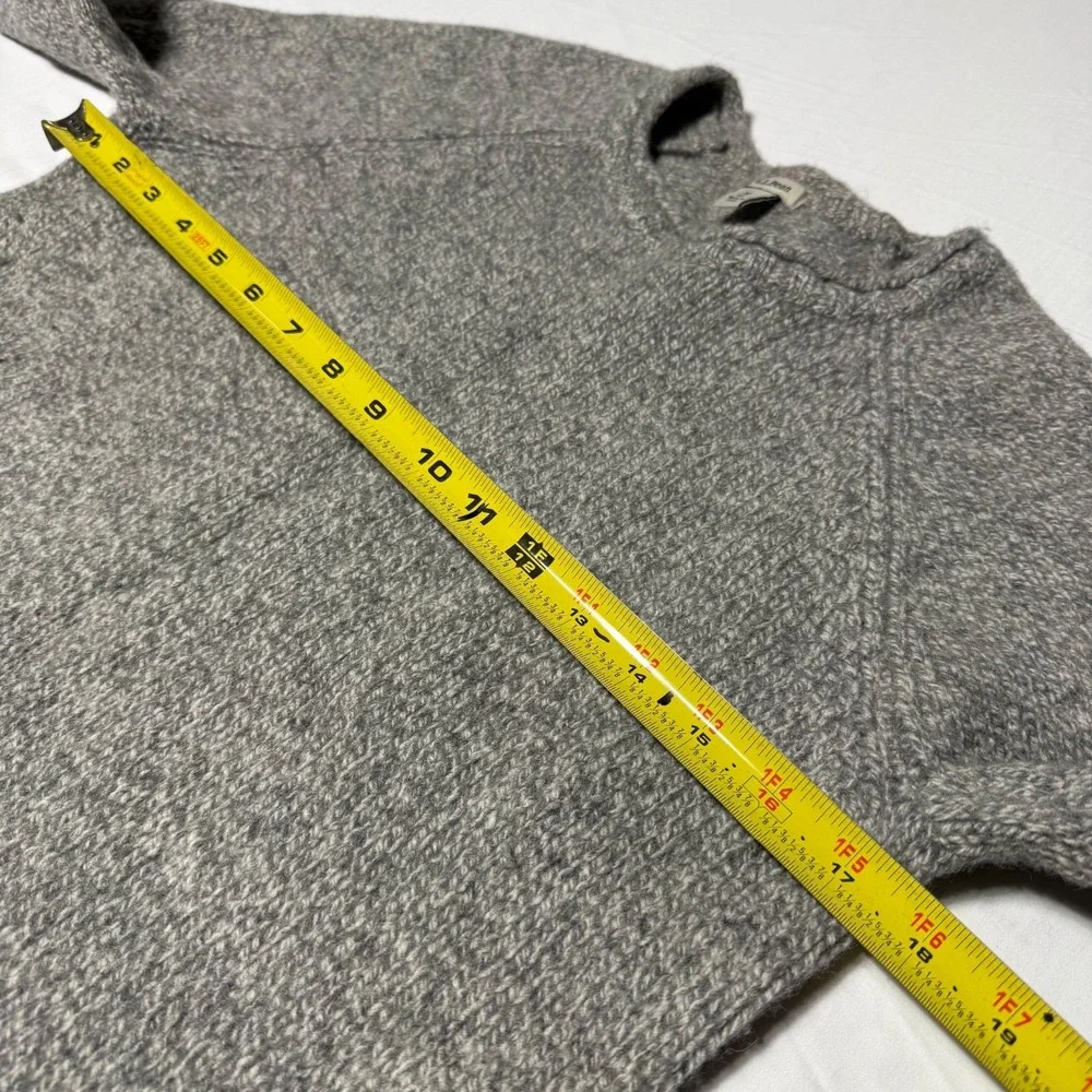 L.L. Bean 100% Lambswool Rolled Neck Sweater Men's Size Medium 502622